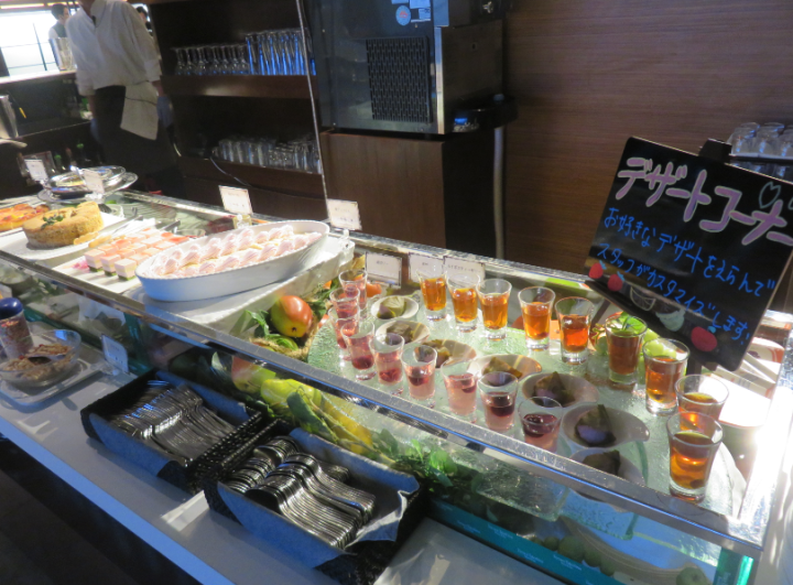 ﾃﾞｻﾞｰﾄｺｰﾅｰ